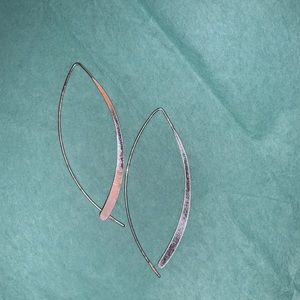 NWOT Stamped Sterling Sliver Minimalist Open Hoop Earrings ⭐️💎